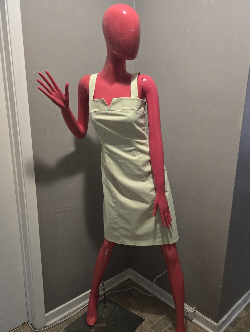 Elegant Light Green Sleeveless Dress